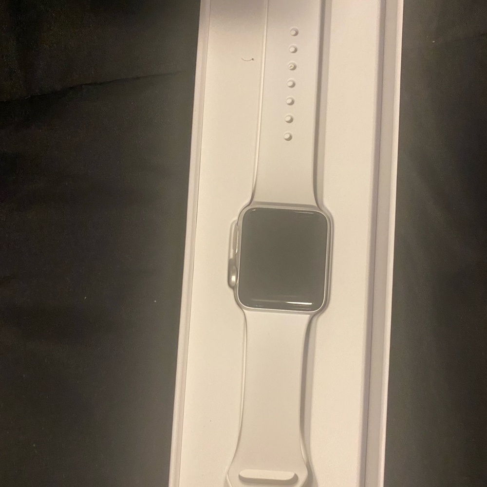Apple Watch - Picture 3 of 6